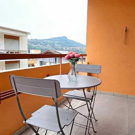 Apartment Luxurious 1,5 With Parking Near Center