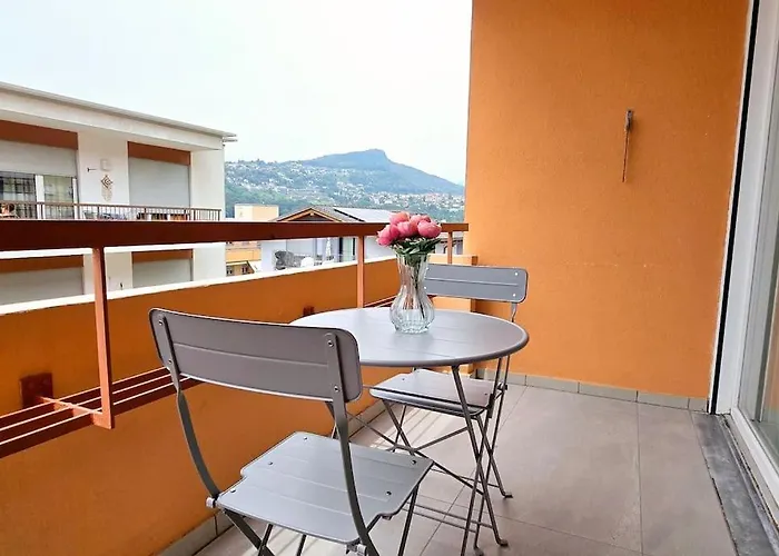 Apartmán Luxurious 1,5 With Parking Near Center